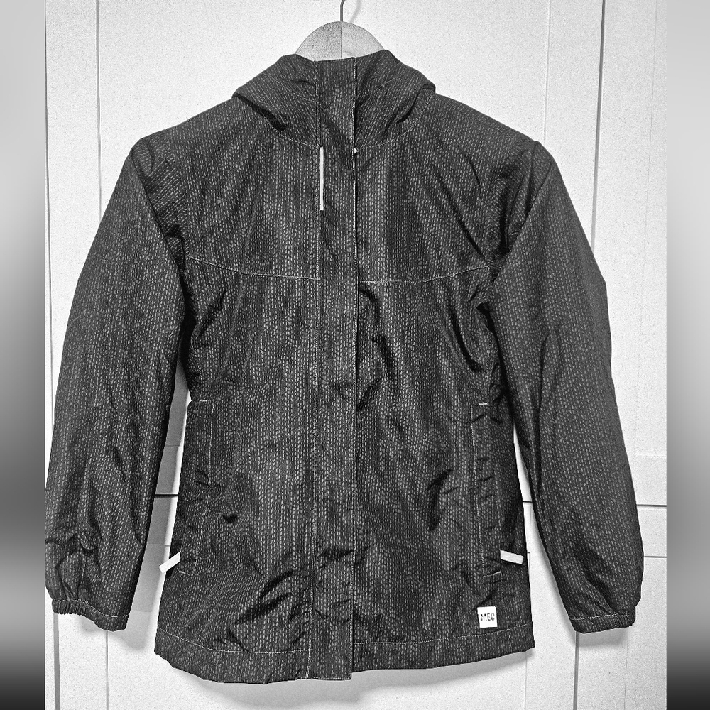 MEC Kids Charcoal and Light Gray Rain Jacket Size 10